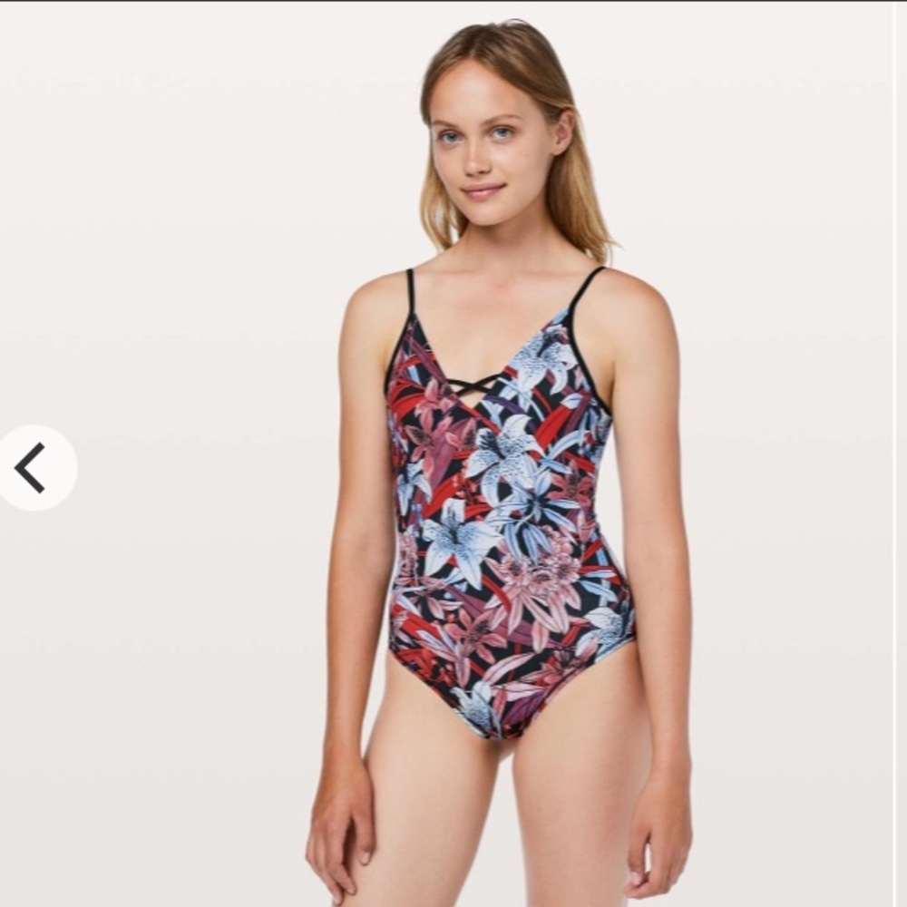 Lululemon Shoreline One Piece Lush Lillies Multi 6
